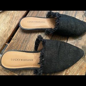 Womens shoes. Slip on Flats. Lucky brand blue jean frayed edge.